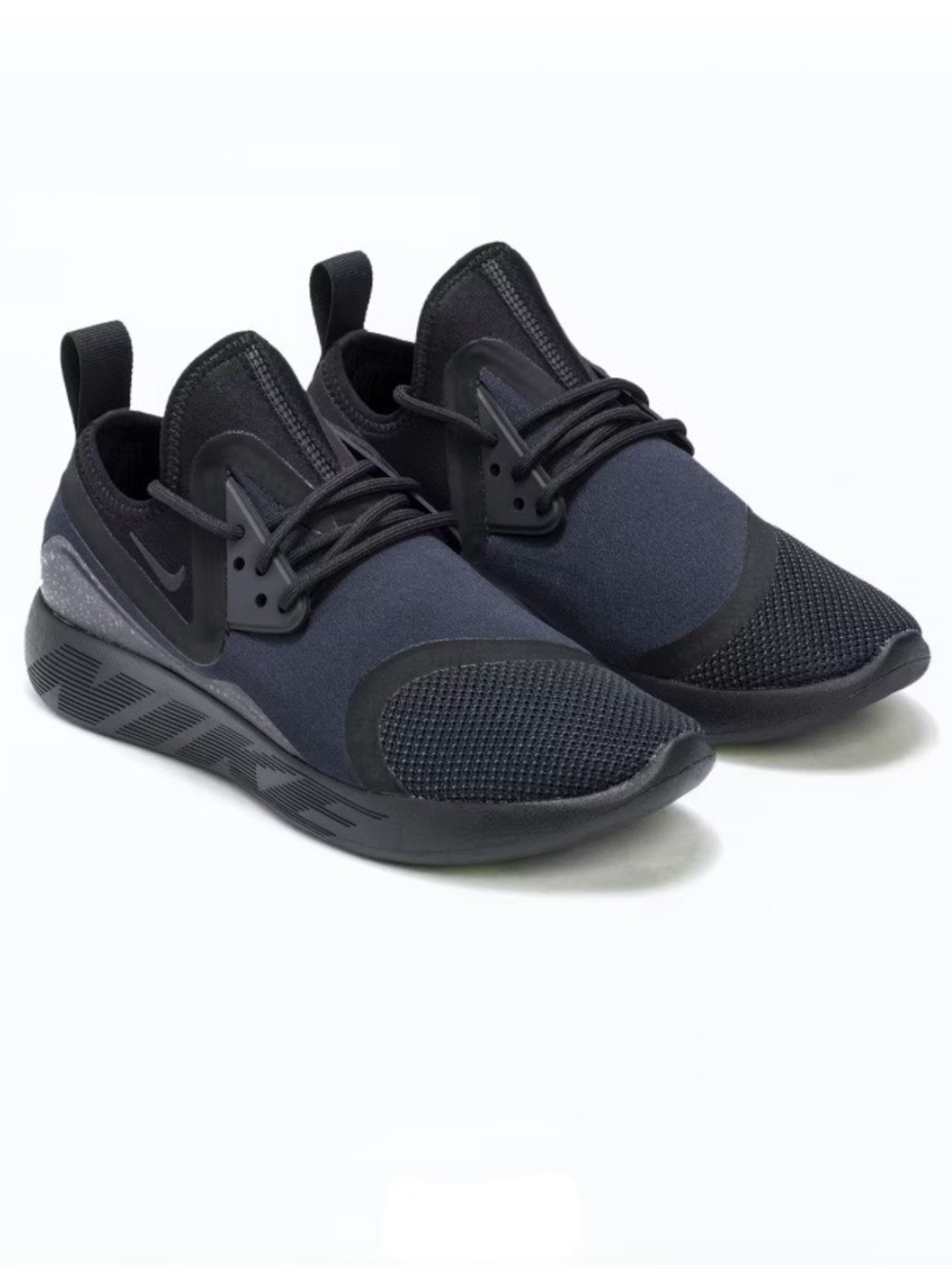 Nike Men’s LunarCharge Essential Sneakers Size 9.5 Black Running Gym Athletic